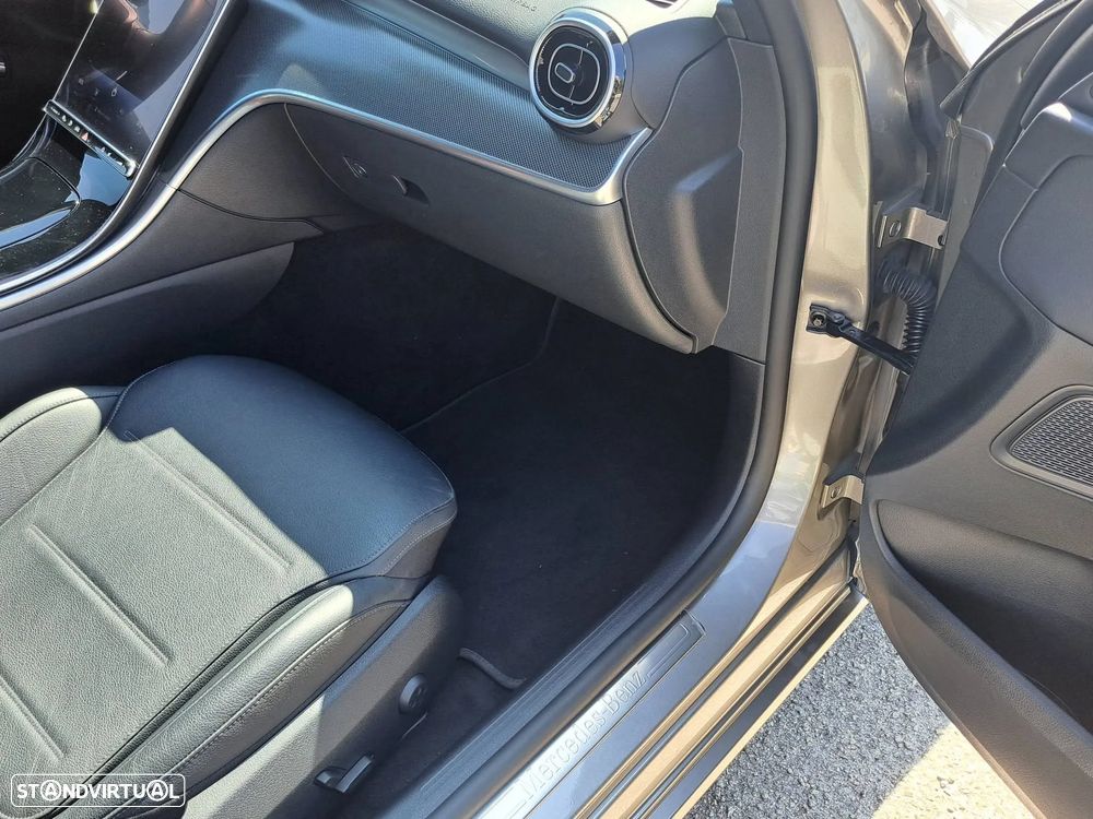 Mercedes-Benz C 300 e 9G-TRONIC Avantgarde - 21