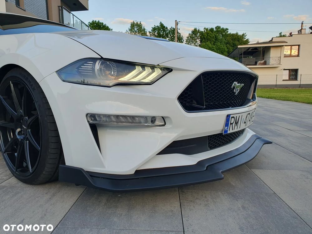 Ford Mustang - 36