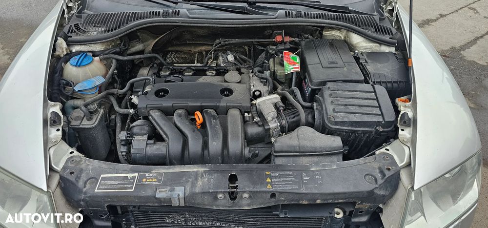 Skoda Octavia 2.0 FSI Ambiente - 9