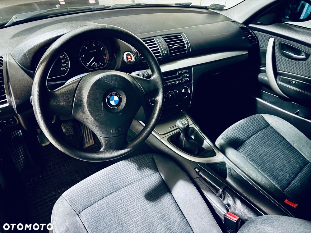 BMW Seria 1 118d DPF - 2