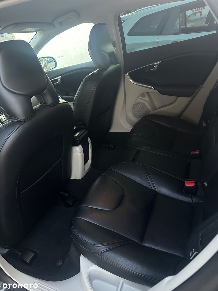 Volvo V40 - 11