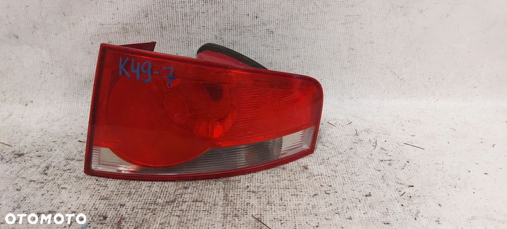 .  TYL TYLNA LAMPA PRAWA SEAT ALTEA XL - 1