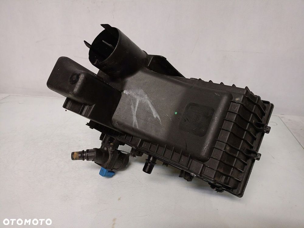 obudowa filtra powietrza z chłodniczką 2.0 d citroen c5 i - 5