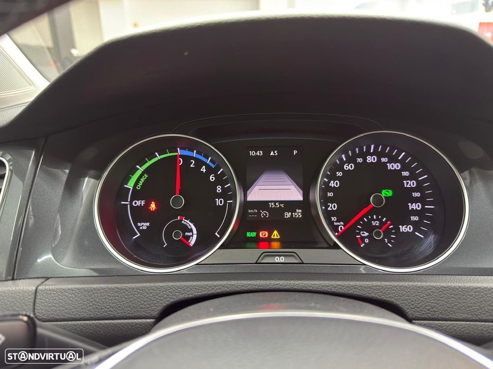 VW e-Golf AC/DC - 27