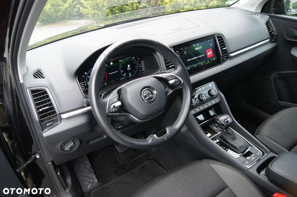 Skoda Karoq 1.5 TSI ACT DSG Tour - 9