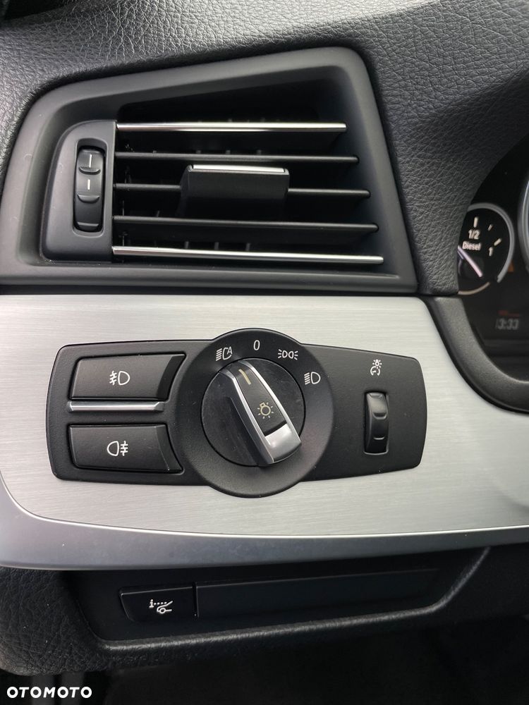 BMW Seria 5 530d xDrive - 19