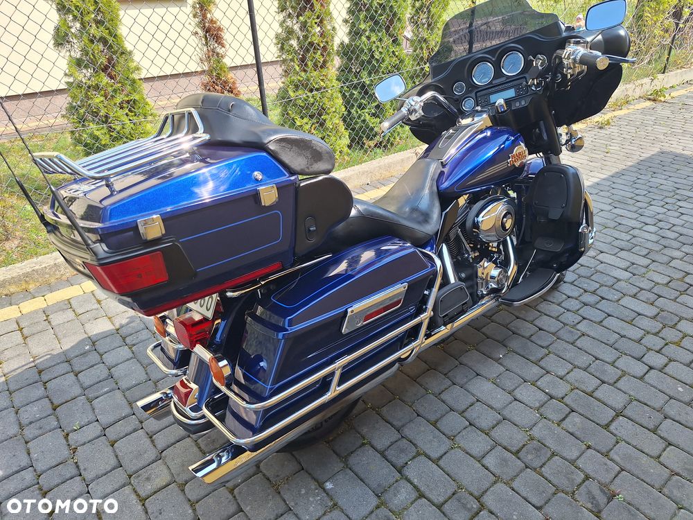 Harley-Davidson FLH Electra Glide - 1