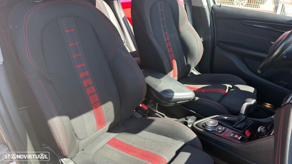 BMW 218 Active Tourer d Line Sport - 9