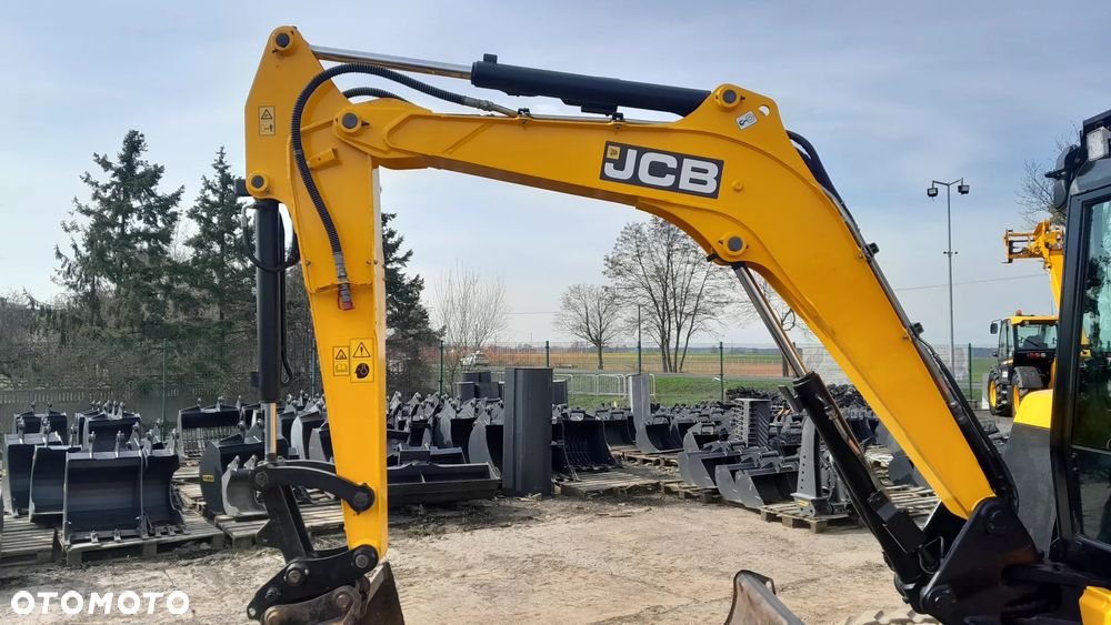 JCB 51r-1 - 16