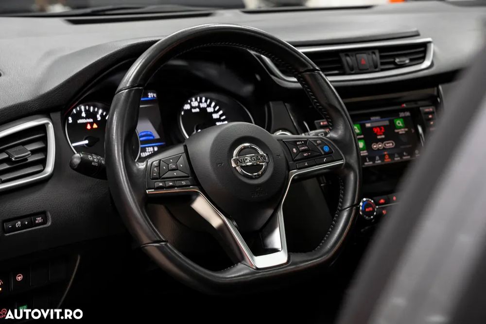 Nissan Qashqai 1.3 DIG-T DCT TEKNA - 24