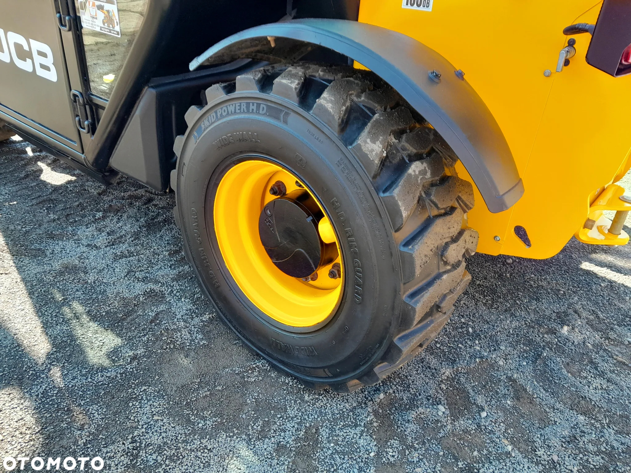 JCB 525-60 - 18