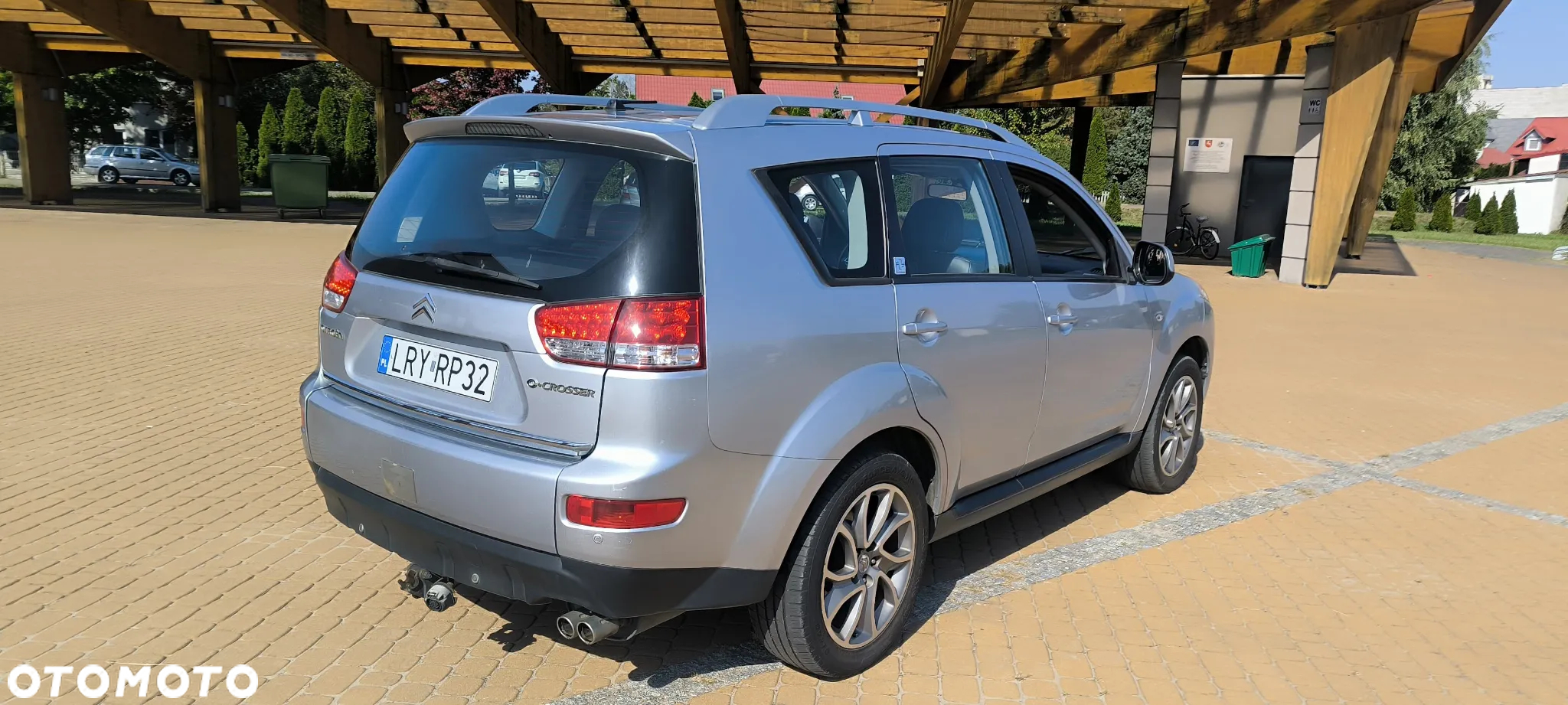 Citroën C-Crosser 2.2 HDi Exclusive DCS - 4