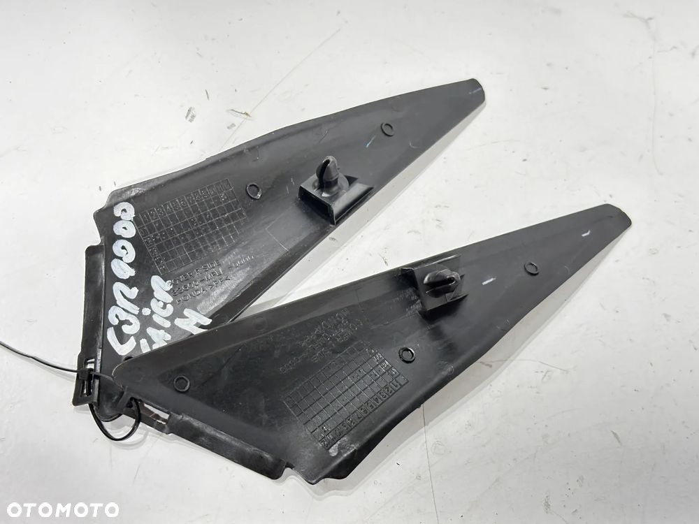 Wypełnienie zbiornika  Honda CBR 1000RR  FireBlade SC59 - 2