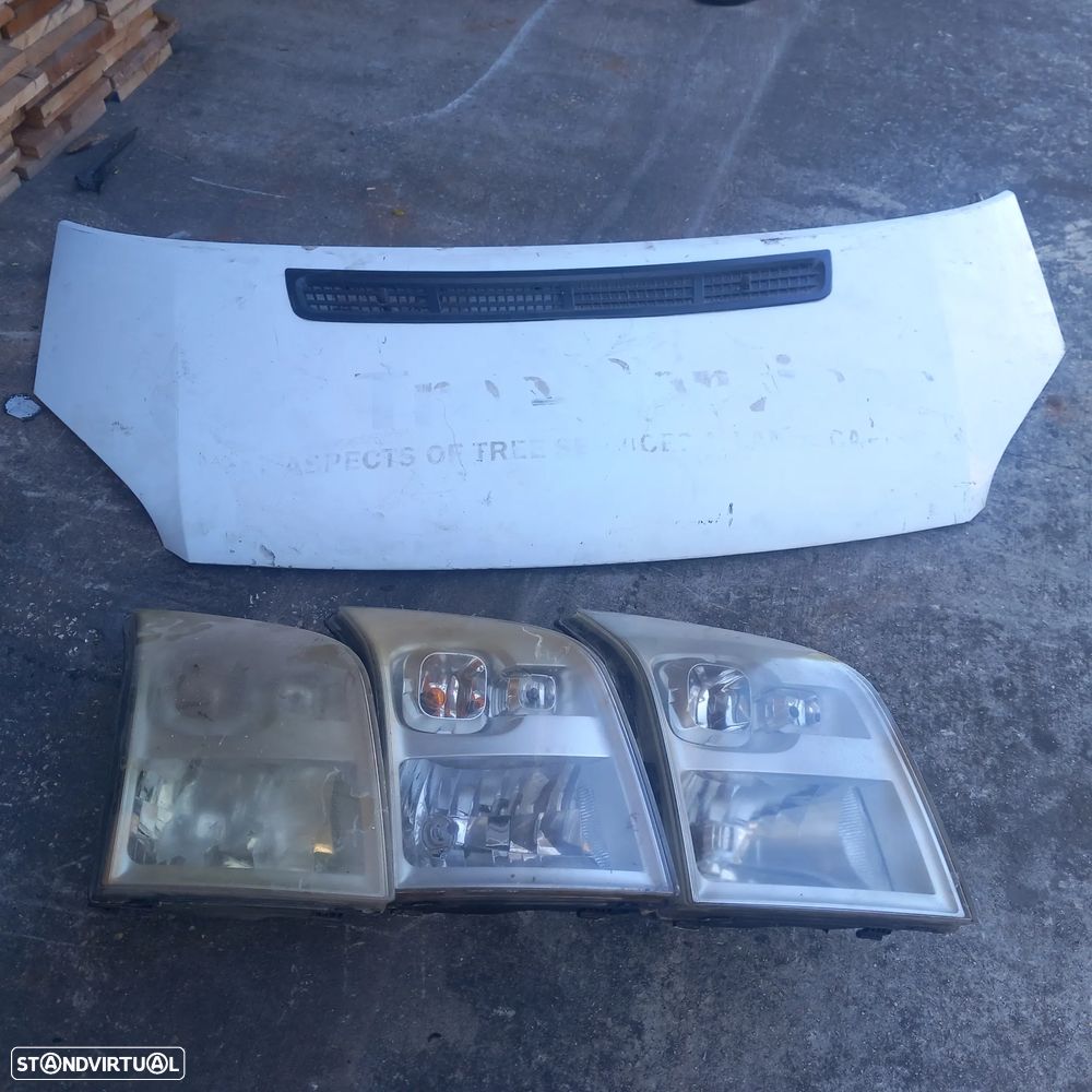 Capot e farois ford transit ano 2008 - 1