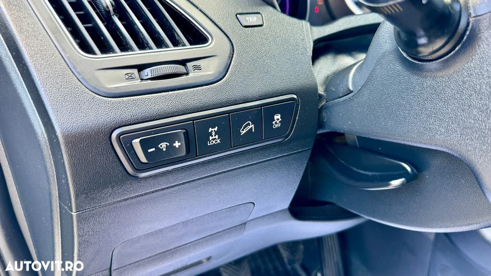 Hyundai ix35 2.0 CRDI 4WD Premium - 8