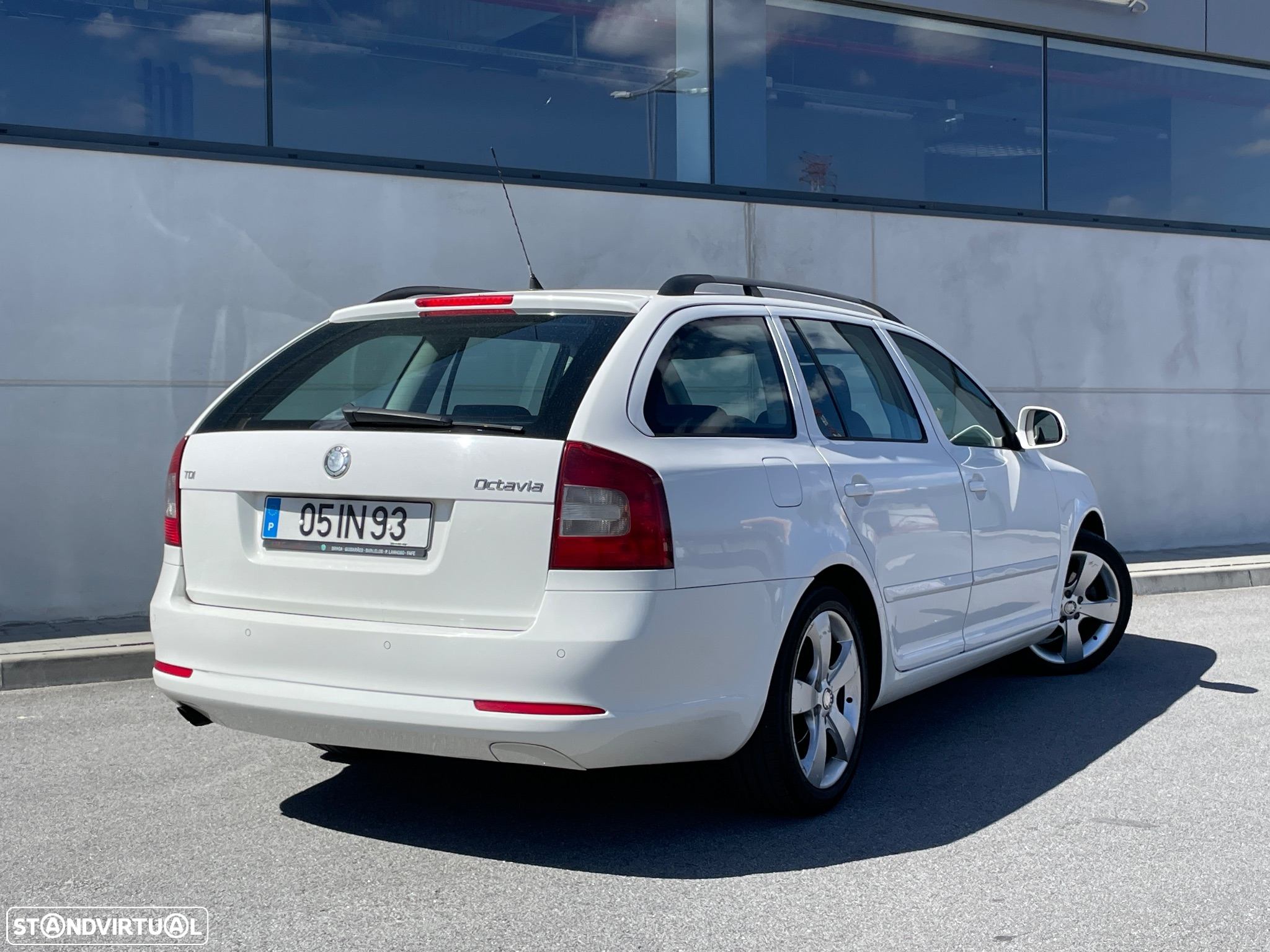 Skoda Octavia Break 1.6 TDi Elegance - 6