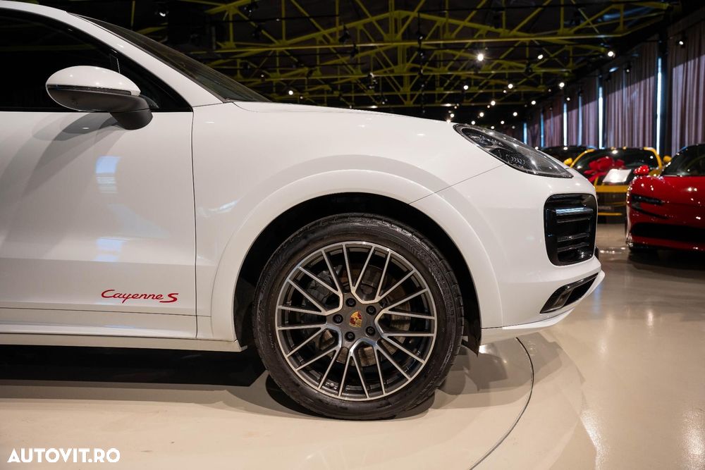 Porsche Cayenne Coupe S - 13