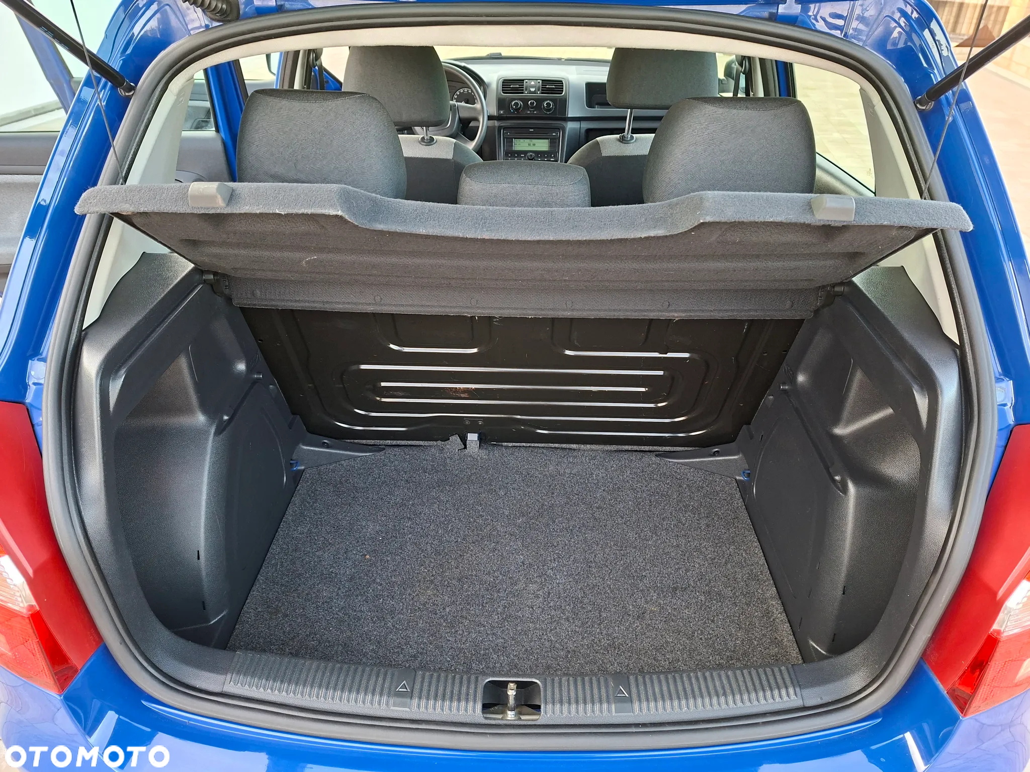 Skoda Fabia 1.2 HTP Ambiente - 19