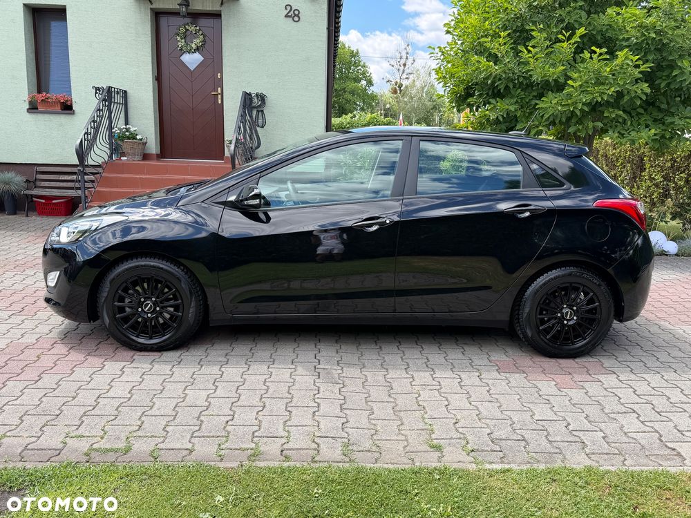Hyundai i30 blue 1.4 Classic Navigation - 2