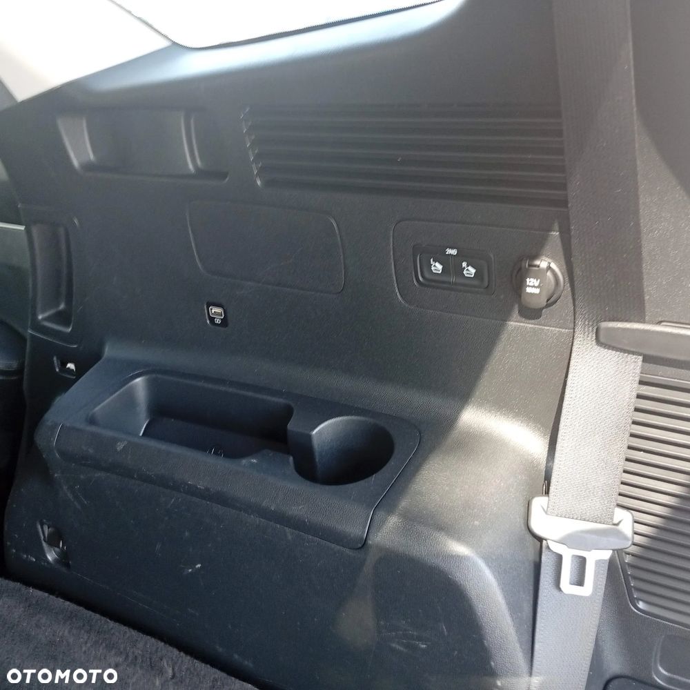 Kia Sorento - 22