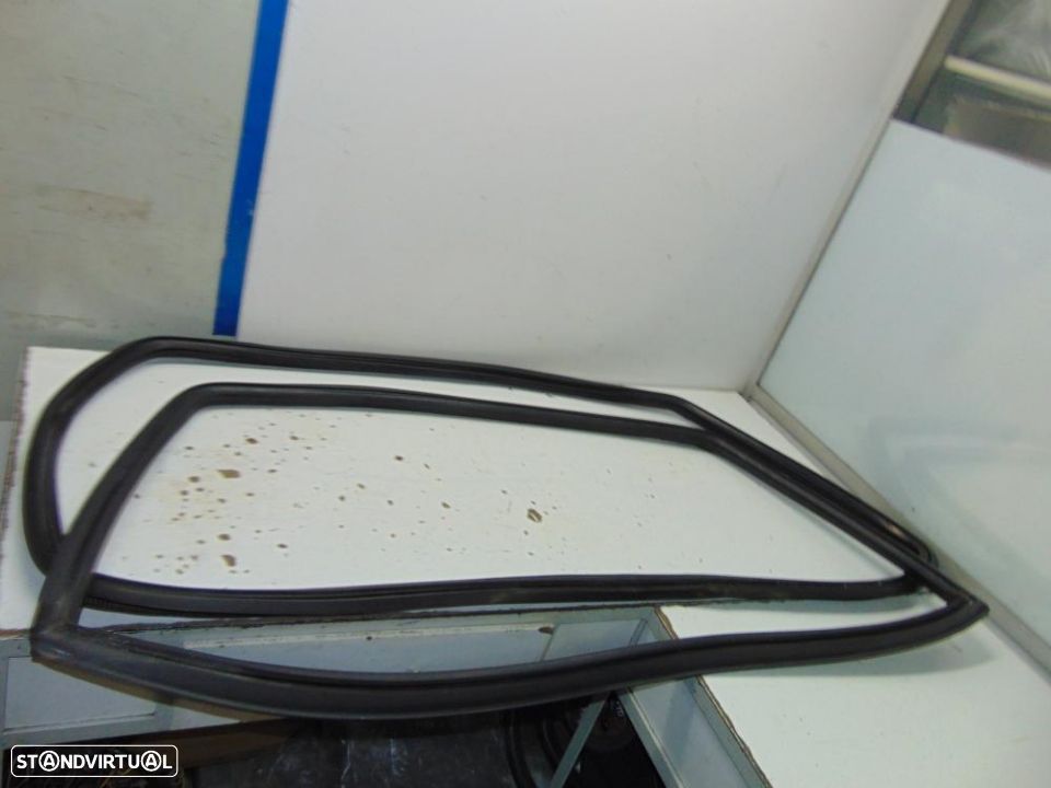 BMW E21 borrachas pára-brisas - 1
