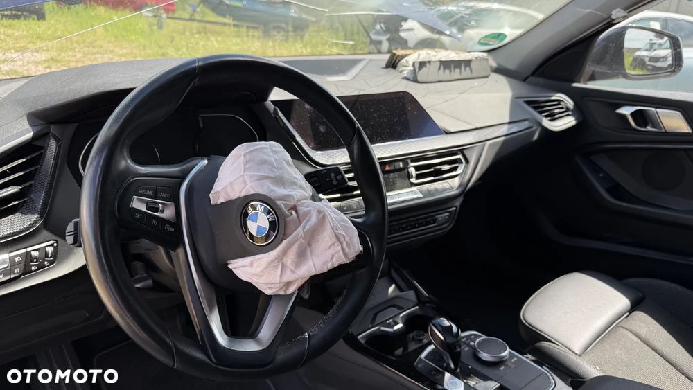 BMW Seria 1 118i Sport Line - 22
