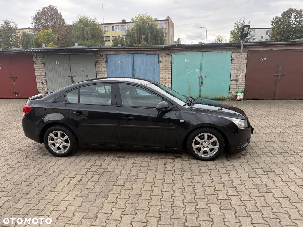 Chevrolet Cruze - 5