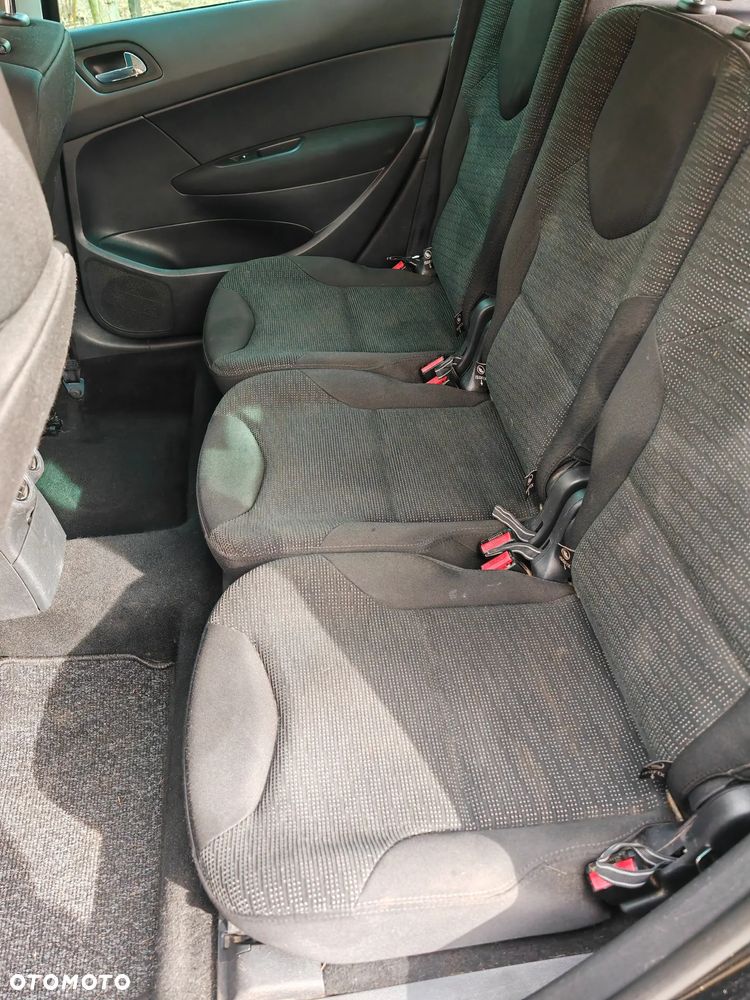 Peugeot 308 120 VTi Family - 14