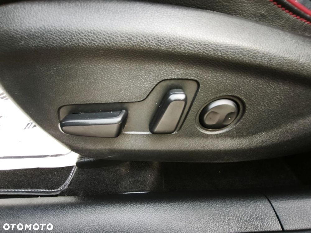 Kia Sportage - 16