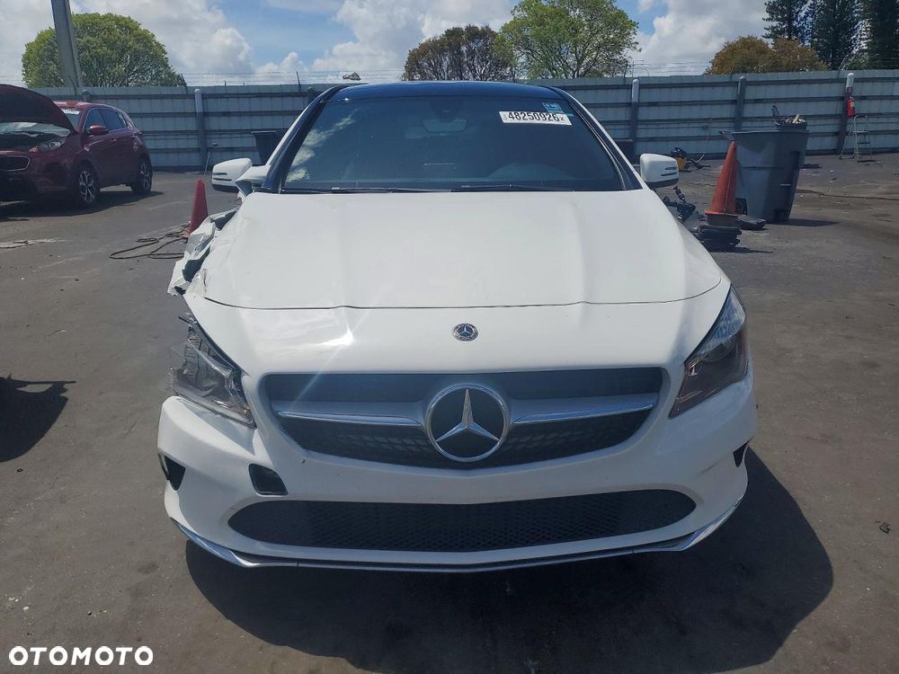 Mercedes-Benz CLA - 5
