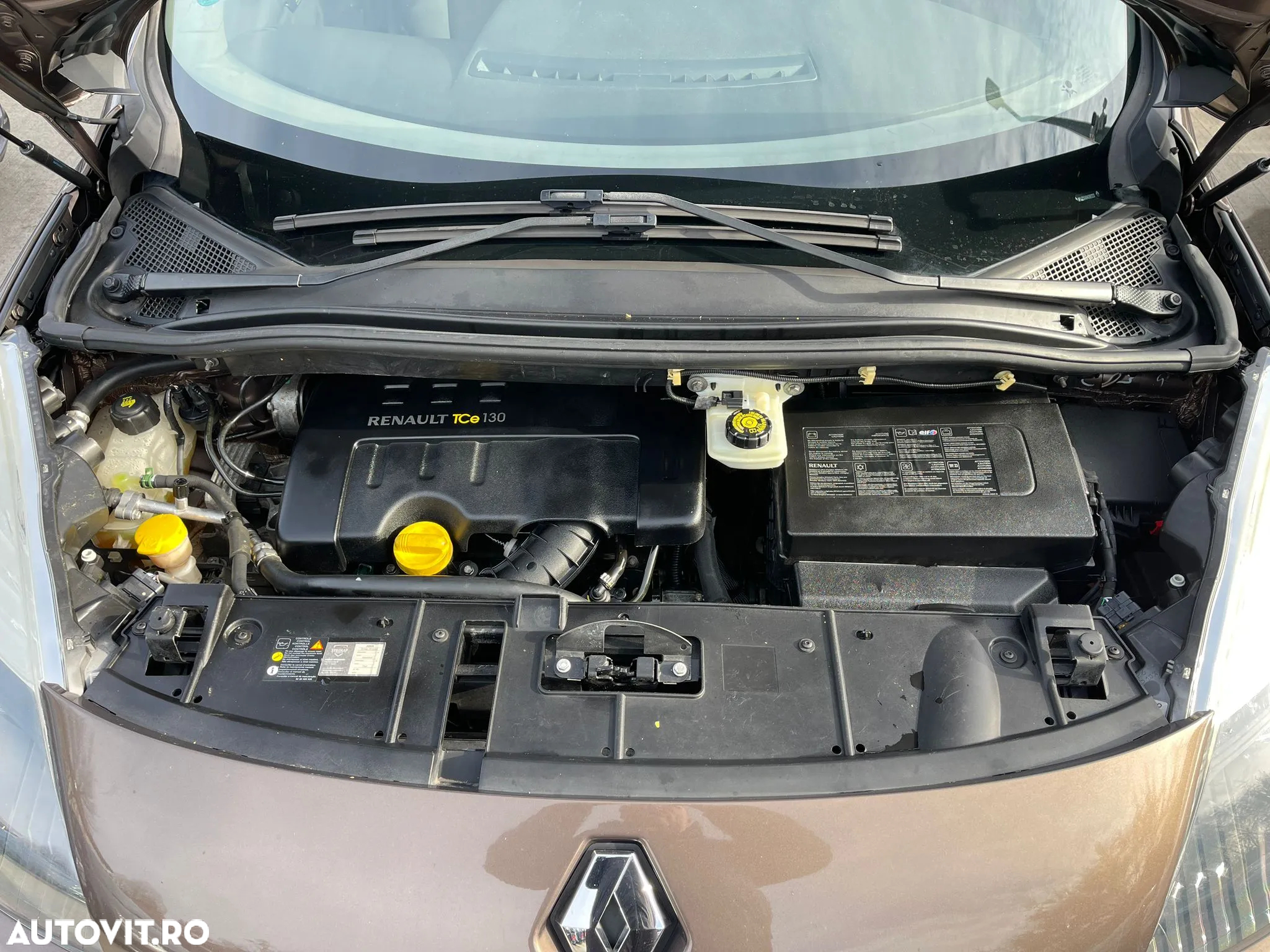 Renault Scenic TCe 130 Dynamique - 8