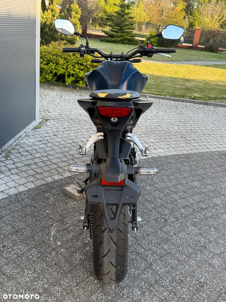 Honda CBF - 8
