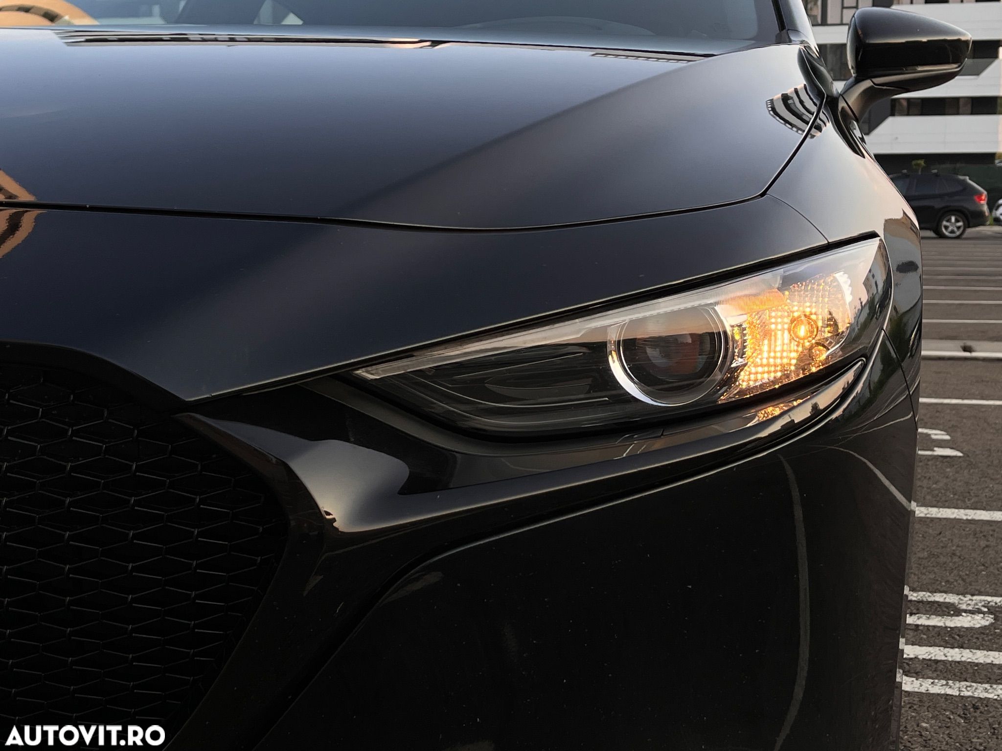 Mazda 3 G122 AT - 1