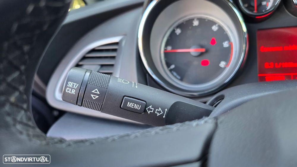 Opel Astra 1.7 CDTI Cosmo - 36