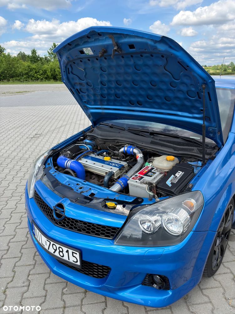 Opel Astra 2.0 T OPC - 18