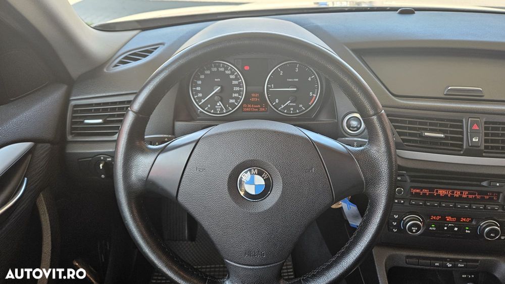 BMW X1 xDrive20d - 9