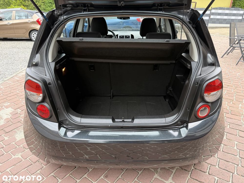 Chevrolet Aveo 1.2 LT+ - 36