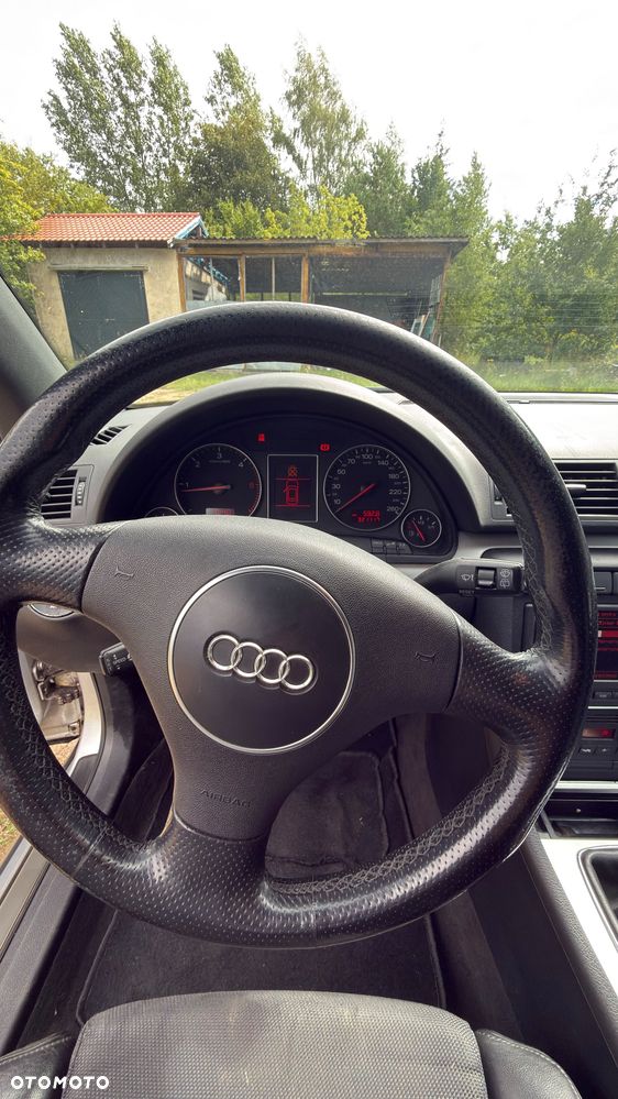 Audi A4 Avant - 14