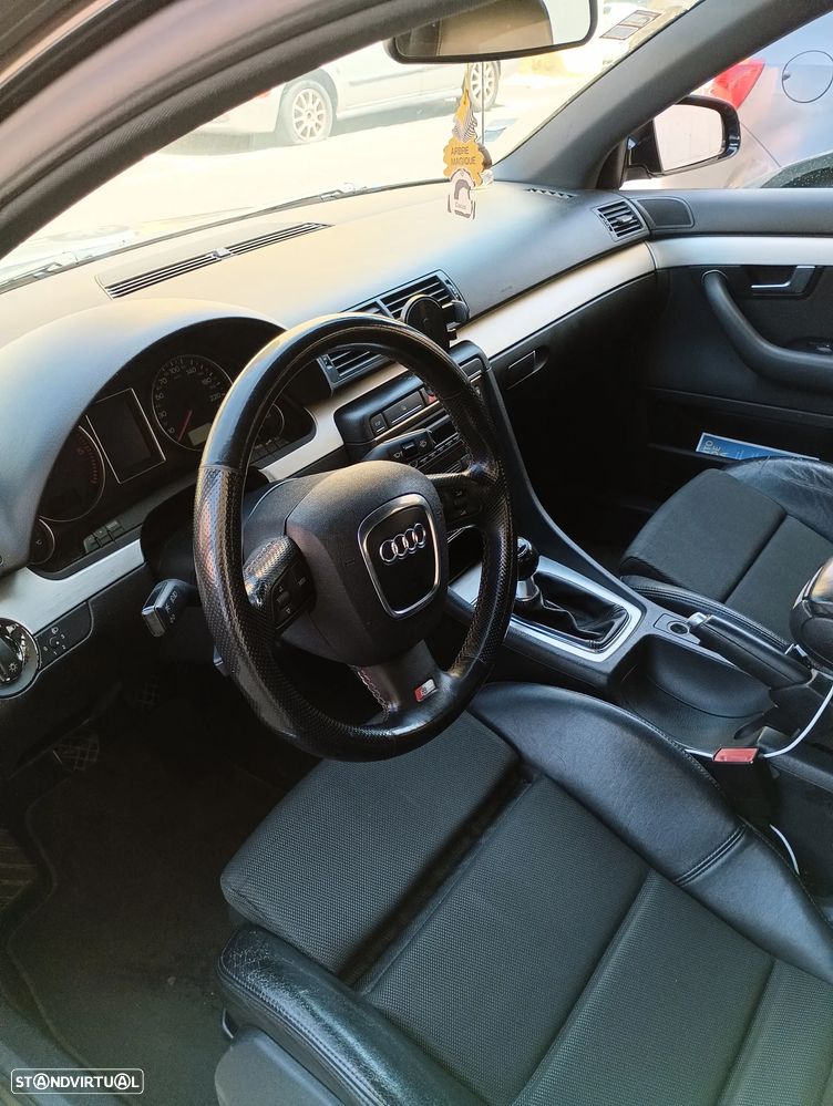 Audi A4 2.0 TDI S-line - 14