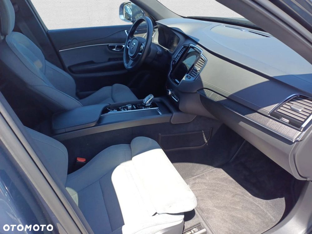 Volvo XC 90 - 24