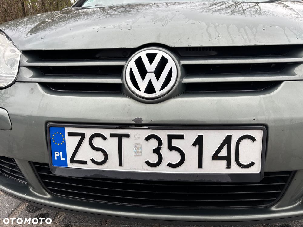 Volkswagen Golf 1.6 FSI Trendline - 11