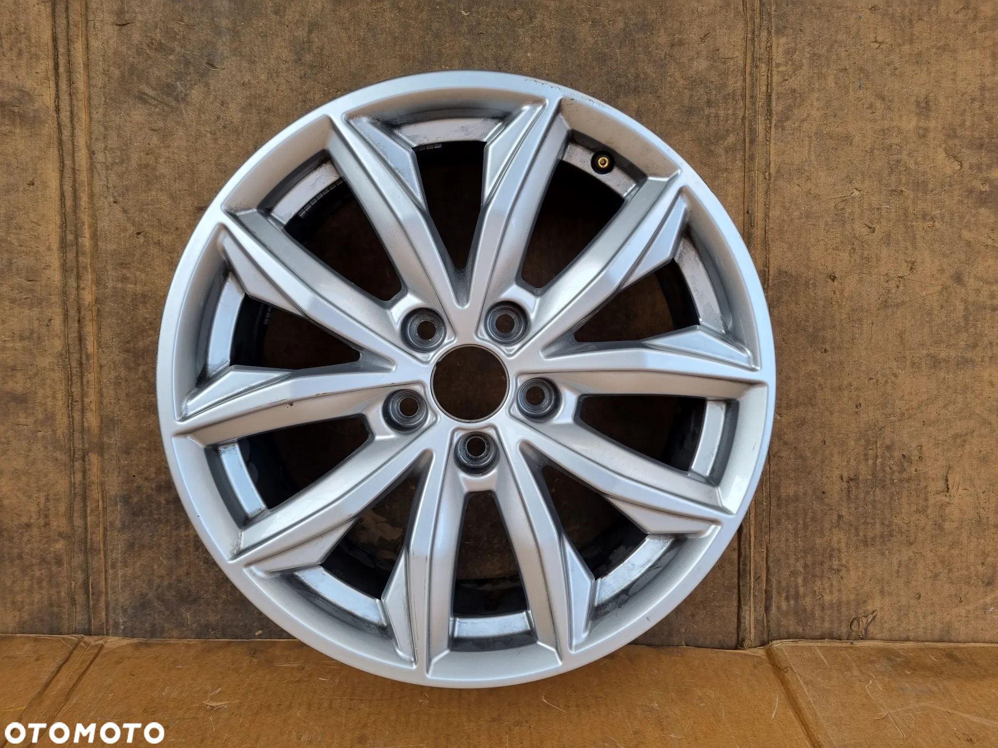 AUDI Q5 7x17" ET34 felga aluminiowa - 1