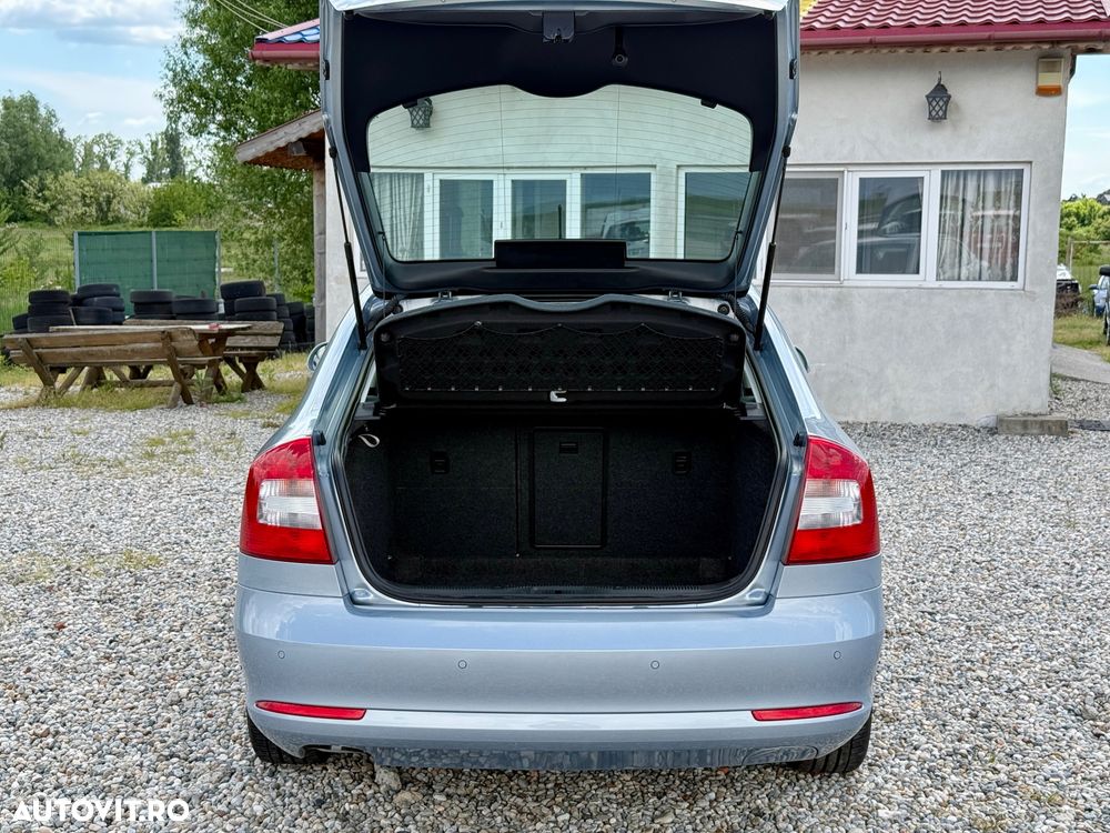 Skoda Octavia 1.4 TSI DSG FAMILY - 17