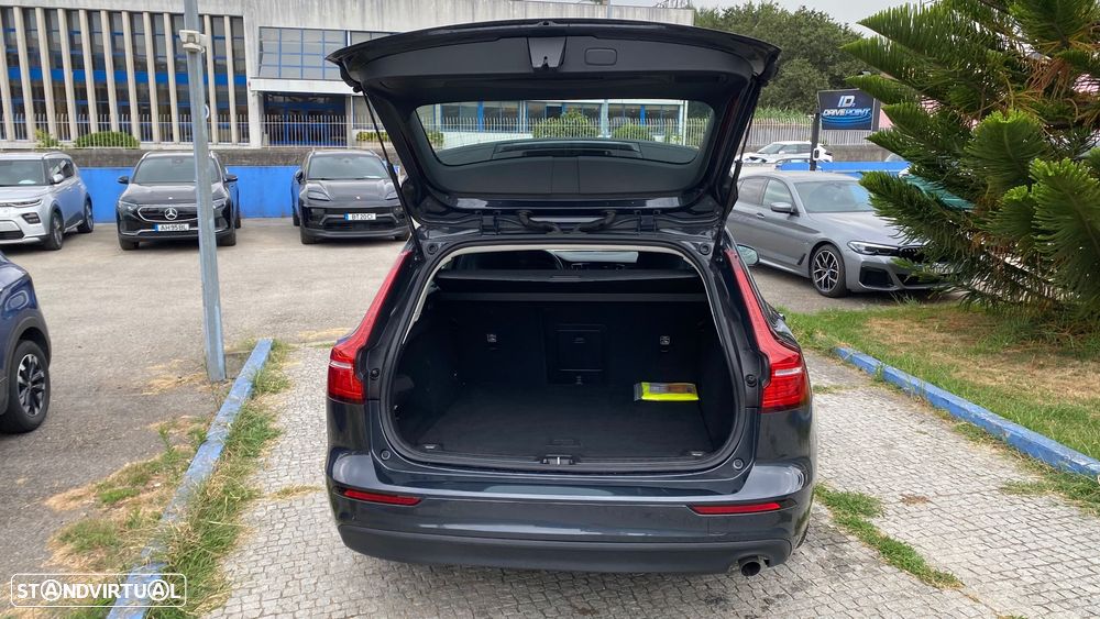 Volvo V60 2.0 D3 Momentum Plus Geartronic - 8