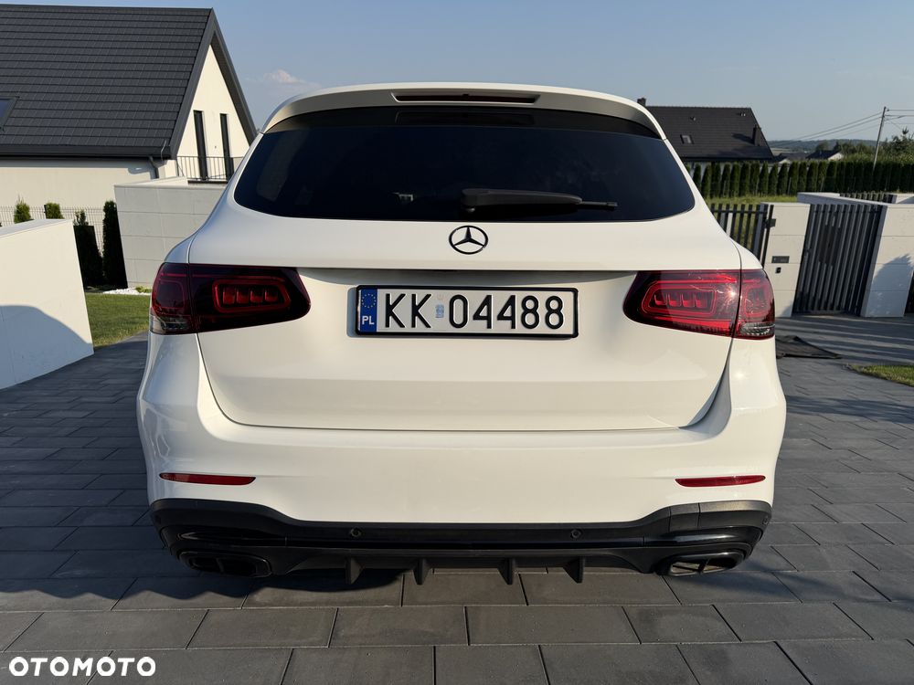 Mercedes-Benz GLC - 9