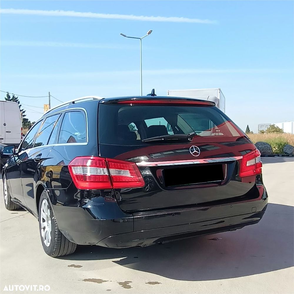 Mercedes-Benz E 2012 photo 4