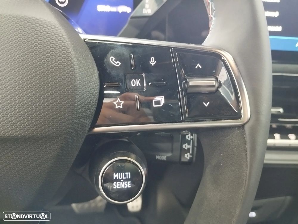 Renault Clio 1.8 E-Tech Full Hybrid Esprit Alpine - 26