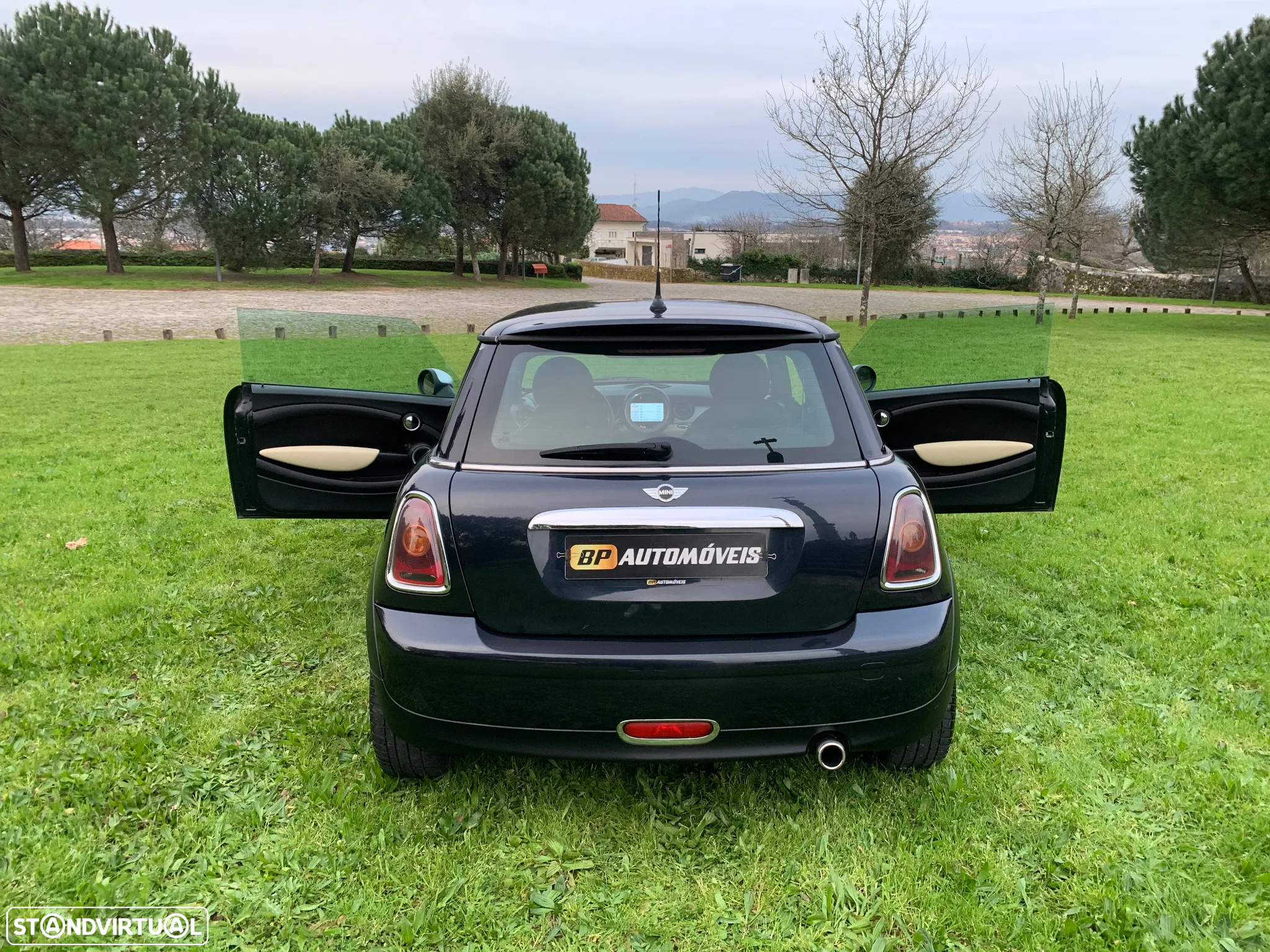 MINI 3 Portas Cooper D - 30
