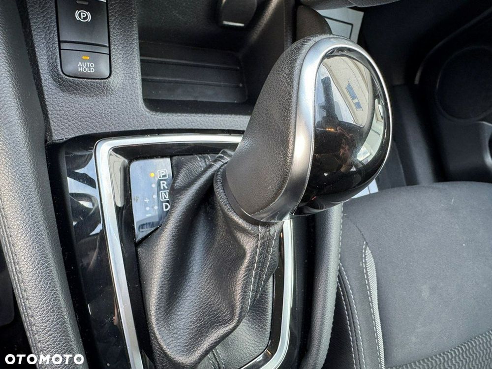 Nissan Qashqai - 10