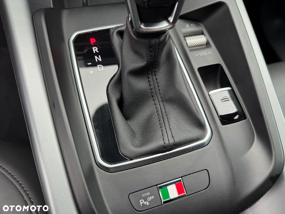 Alfa Romeo Tonale 1.5 T4 GSE mHEV Veloce DCT - 10